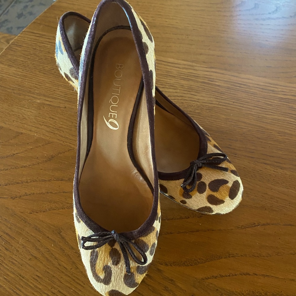 Boutique 9 kitten heel leopard print heels